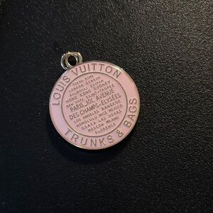 Louis Vuitton Pink fashion bags and trunk zipper pull
